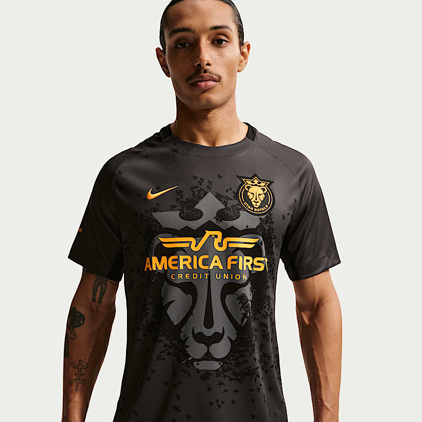 Inter Milan Home Men's Nike Dri-FIT Soccer Anthem Jacket. Nike.com